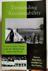 Billede af bogen Demanding Accountability: Civil-Society Claims and the World Bank Inspection Panel