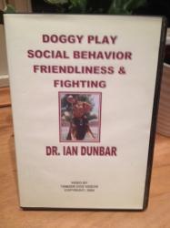 Billede af bogen Doggy Play Social Behavior Friendliness & Fighting - 3 DVD'er