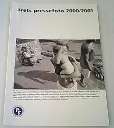 Billede af bogen Årets pressefoto 2000/2001