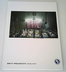 Billede af bogen Årets pressefoto 2006/2007
