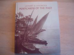Billede af bogen Postcards of the past-Loveing Egypt