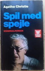 Billede af bogen Spil med spejle