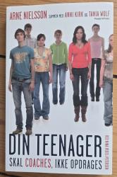 Billede af bogen Din teenager skal coaches, ikke opdrages