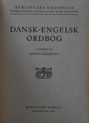 Billede af bogen Dansk – Engelsk Ordbog
