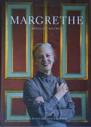 Billede af bogen Margrethe - Mit liv i billeder