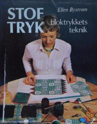 Billede af bogen Stoftryk: bloktrykkets teknik