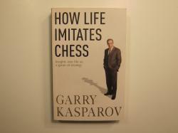 Billede af bogen How Life Imitates Chess