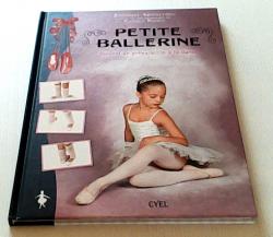 Billede af bogen Petite Ballerine - Manuel de préparation á la danse