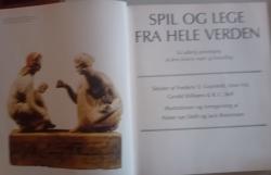 Billede af bogen Spil og lege fra hele verden. Billede af bogen Spil og lege fra hele verden.