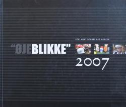 Billede af bogen ”Øjeblikke” 2007