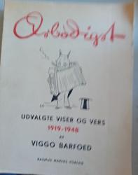 Billede af bogen Ærbødigst - udvalgte viser og vers 1919 - 1948