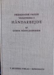 Billede af bogen Pædagogisk-faglig vejledning i Håndarbejde Billede af bogen Pædagogisk-faglig vejledning i Håndarbejde