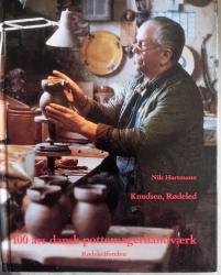 Billede af bogen Knudsen, Rødeled. 100 års dansk pottemagerhåndværk.
