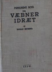 Billede af bogen Førerens bog om væbneridræt -  1945