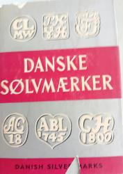 Billede af bogen Danske Sølvmærker