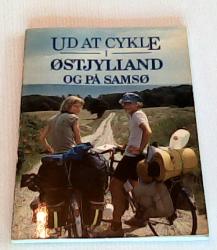 Billede af bogen Ud at cykle i Østjylland og på Samsø