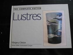 Billede af bogen Lustres -     The complete potter.