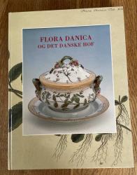 Billede af bogen Flora Danica og det danske Hof