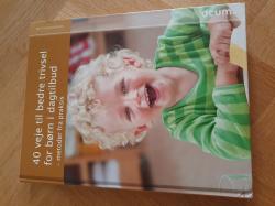 Billede af bogen 40 veje til bedre trivsel for børn i dagtilbud - metoder fra praksis - METODEHÅNDBOG