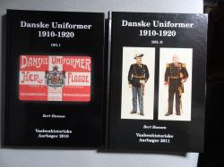 Billede af bogen Danske Uniformer 1910-1920 Del 1+2