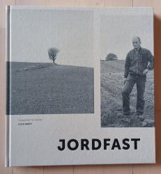 Billede af bogen Jordfast. Fotografier fra Samsø