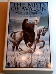 Billede af bogen The mists of Avalon