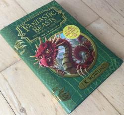 Billede af bogen Fantastic Beasts and where to find them - På engelsk