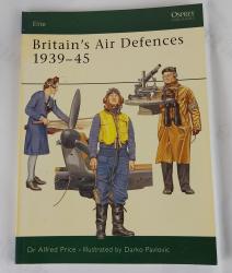 Billede af bogen Britain's Air Defences 1939–45