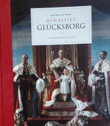Billede af bogen Dynastiet GLÜCKSBORG – en Danmarkshistorie