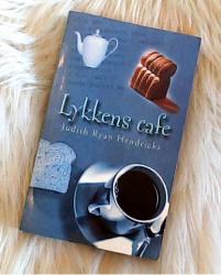 Billede af bogen Lykkens cafe
