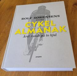 Billede af bogen Rolf Sørensens store Cykel almanak