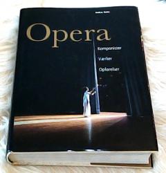 Billede af bogen Opera - Komponister, Værker, Opførelser