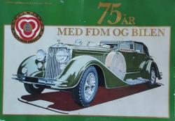 Billede af bogen 75 år med FDM og bilen