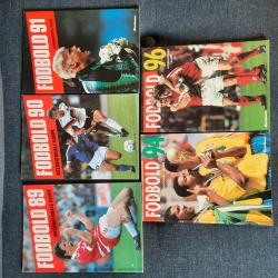 Billede af bogen Fodbold Internationale kampe 1989 - 1991 + 1994 + 1996