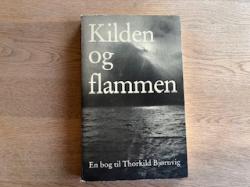 Billede af bogen Kilden og flammen