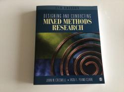 Billede af bogen Designing and Conducting Mixed Methods research