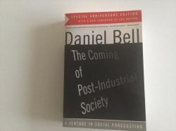 Billede af bogen The Coming of Post-Industiral Society 