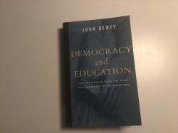 Billede af bogen Democracy  and Education - an introduktion to the philosophy of education