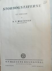 Billede af bogen storbogstaverne et forsvar