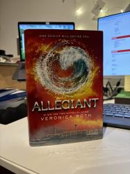 Billede af bogen Allegiant 