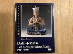 Billede af bogen Dahl-Jensen - En dansk porcelænsfabrik 1925-1985