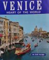 Billede af bogen Venice – Heart of the World -100 color pictures