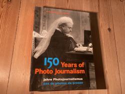 Billede af bogen 150 Years of Photo jounalism