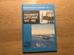 Billede af bogen Forsvarets Luftflaade 1912-1982