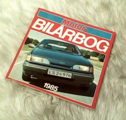 Billede af bogen Motors Bilårbog 1985