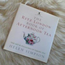 Billede af bogen The Ritz London Book of Afternoon Tea