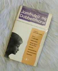 Billede af bogen Jomfrutro og Dobbeltmoral