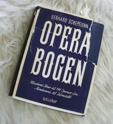 Billede af bogen Operabogen