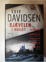 Billede af bogen Djævelen i hullet