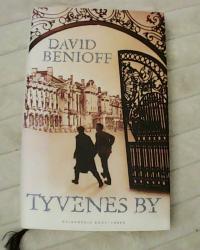 Billede af bogen Tyvenes by
